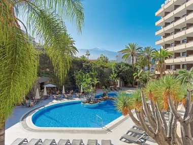 Fergus Puerto De La Cruz